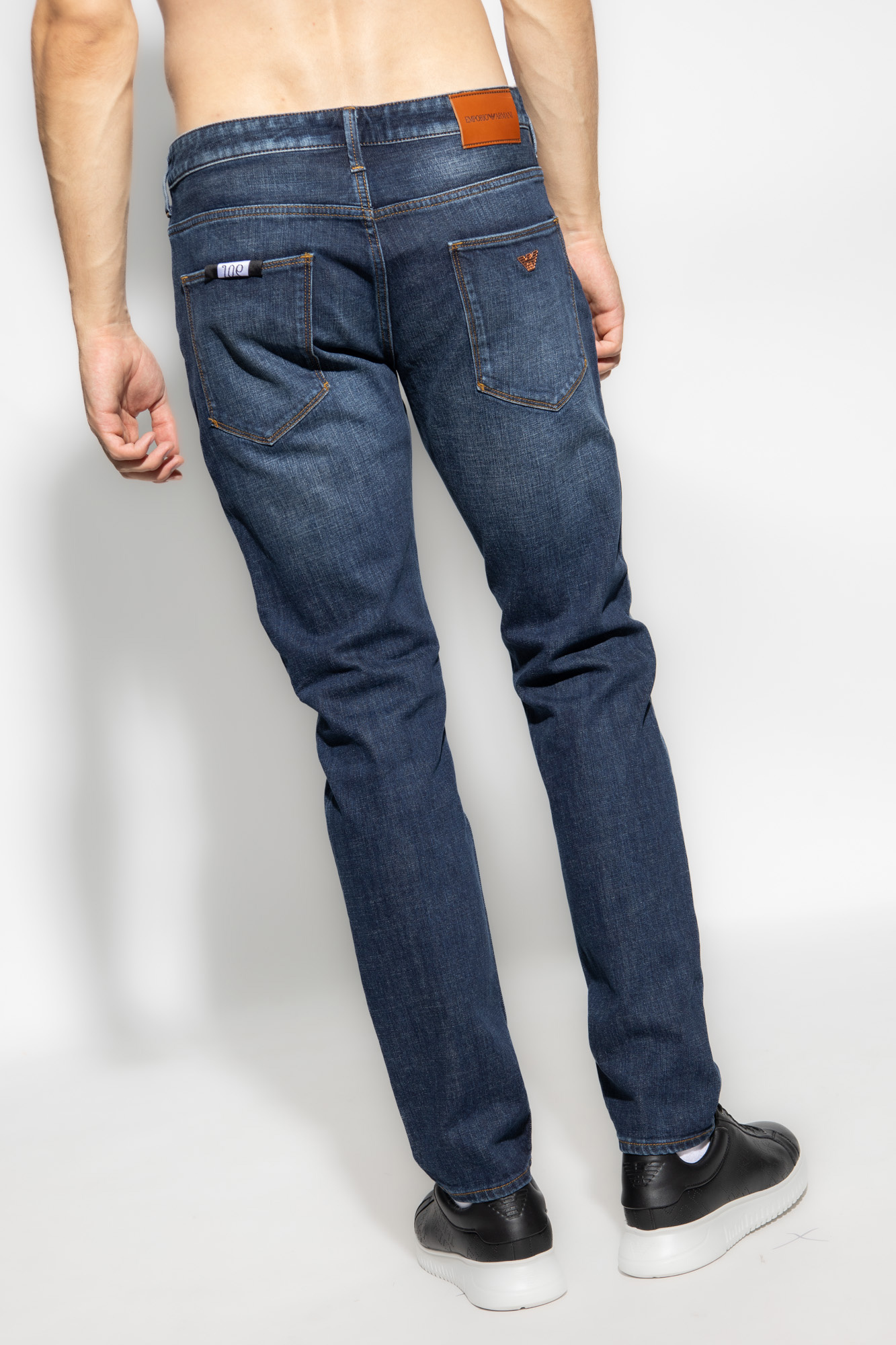 Emporio armani deals slim fit jeans